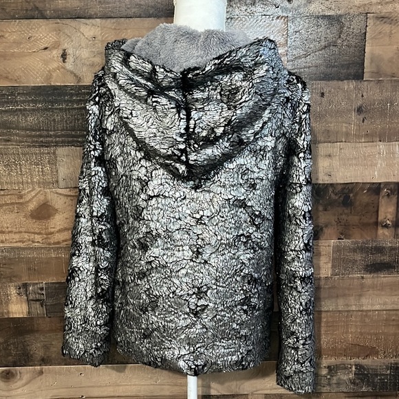 Angie Sherpa Oversized Hoodie Sweatshirt Black and Silver Size Small - Picture 4 of 4